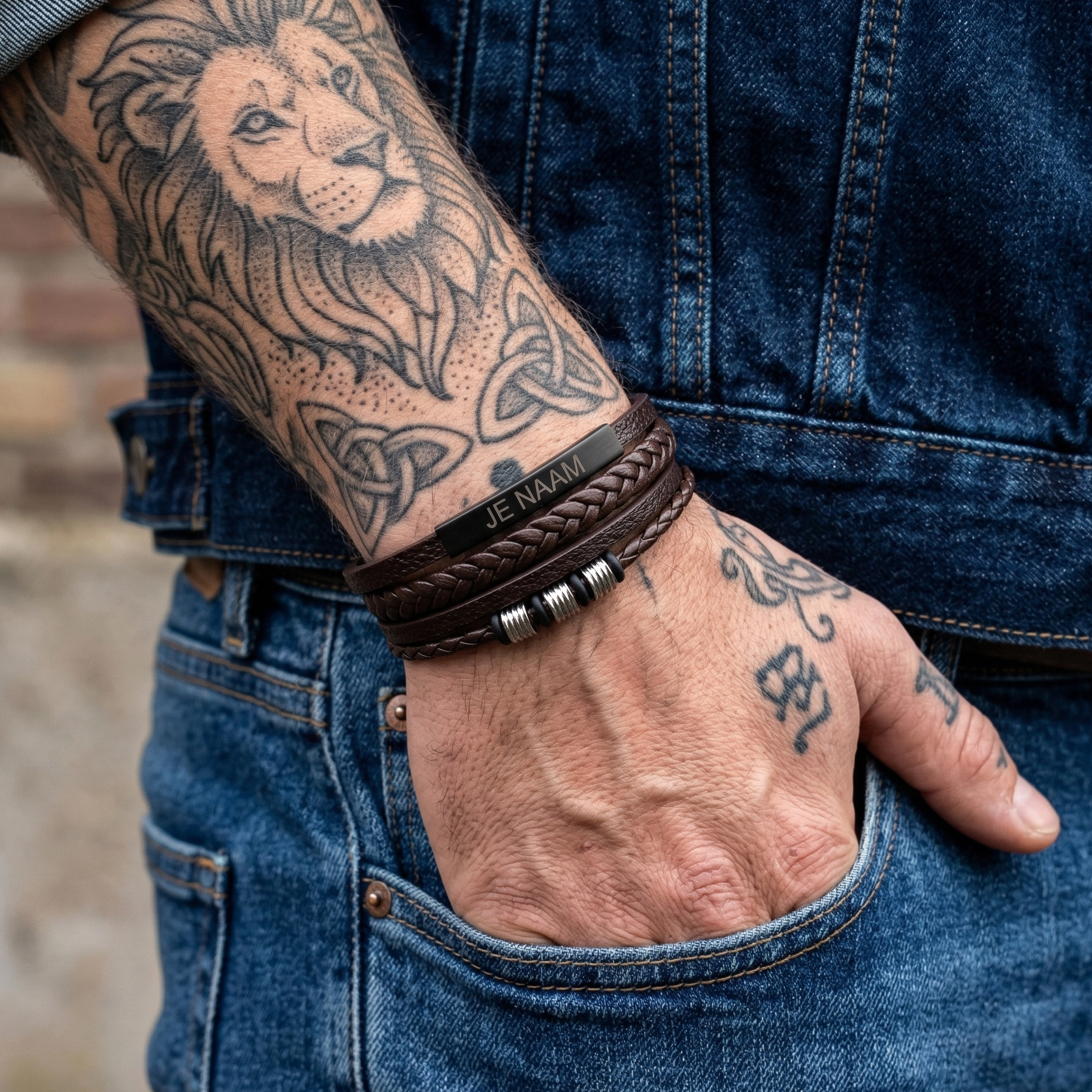 Armband met gravure - gepersonaliseerd - bruin gevlochten design - roestvrij staal