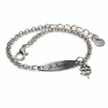 Gepersonaliseerde armband met naamgravure en klavertje bedel - zilverkleurig