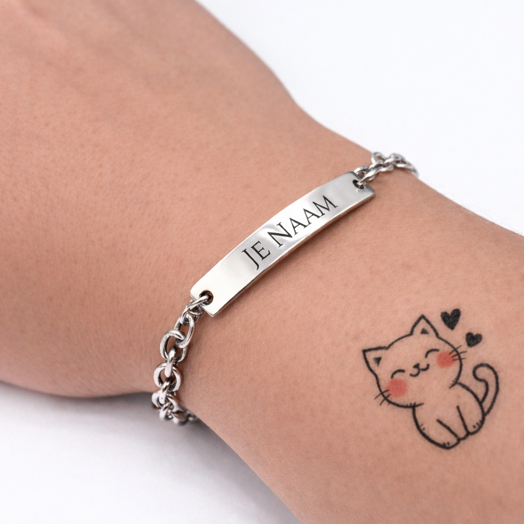 RVS armband met naamgravure – zilverkleurige schakelarmband – verstelbaar – gepersonaliseerde armband