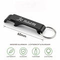 Gepersonaliseerde Flesopener Sleutelhanger met Naam – Gegraveerde Bieropener en Bliklipjesopener – Aluminium – Zwart – 60 mm – Persoonlijk Cadeau voor Hem en Haar