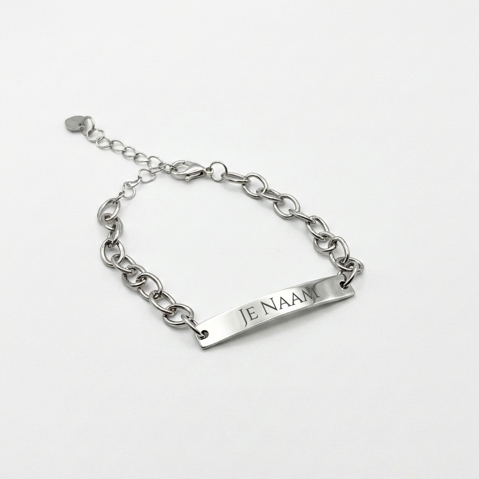 RVS armband met naamgravure – zilverkleurige schakelarmband – verstelbaar – gepersonaliseerde armband
