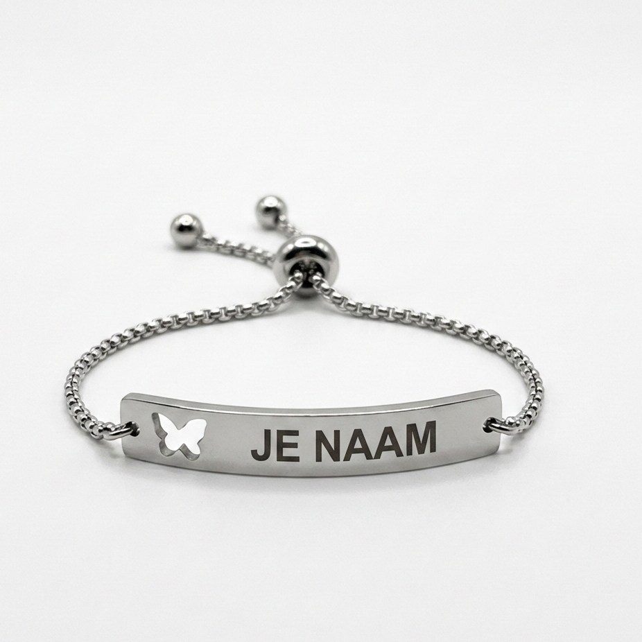 Armband met gravure en vlinderdetail - zilverkleurig - rechthoekige plaat - verstelbaar - RVS
