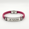 Armband met gravure roze - gevlochten band - naamplaatje - gepersonaliseerd
