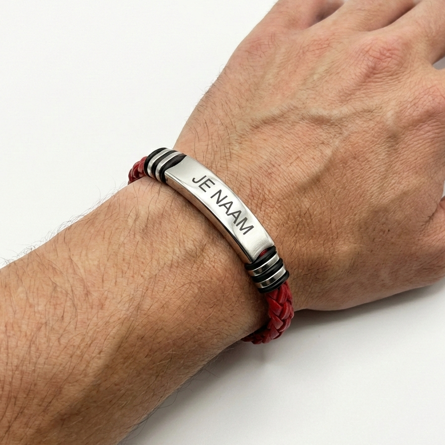 Armband met gravure rood - gevlochten band - RVS naamplaat - gepersonaliseerd