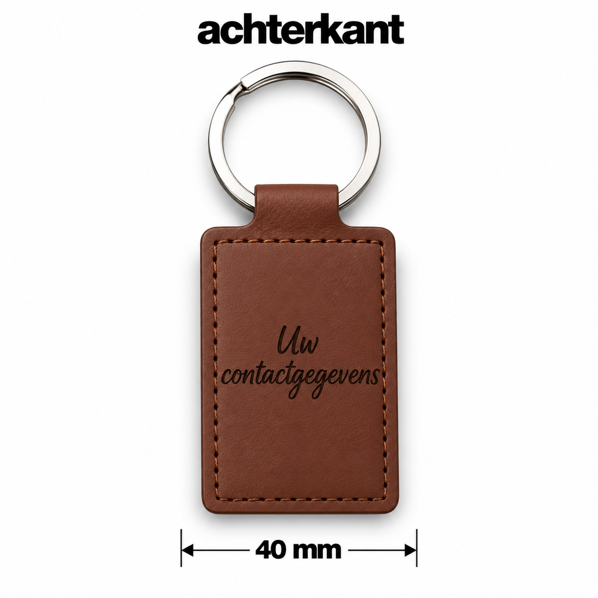 Gepersonaliseerde Sleutelhanger met Naam – Rechthoekige Kunstleren Sleutelhanger – Bruin – Gegraveerde Autosleutelhanger – Contactgegevens Achterkant – 40 mm – Persoonlijk Cadeau